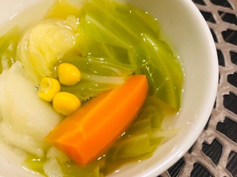 茅乃舎だしで☆和風野菜スープ